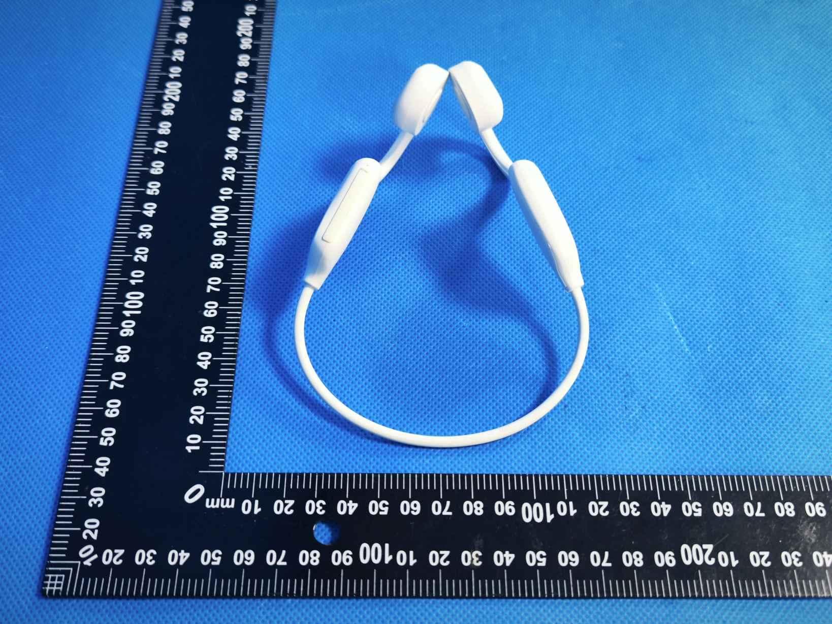Bone Conduction Wireless Headphone - FCC ID 2AIXC-BC-HP - HONWA(HK) CORPORATION LIMITED