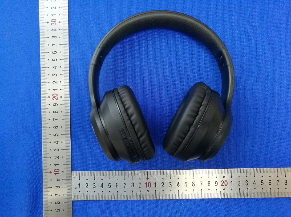 MUZE LONG LASTING HEADPHONES - FCC ID 2AIXC-MUZ4007 - HONWA(HK) CORPORATION LIMITED