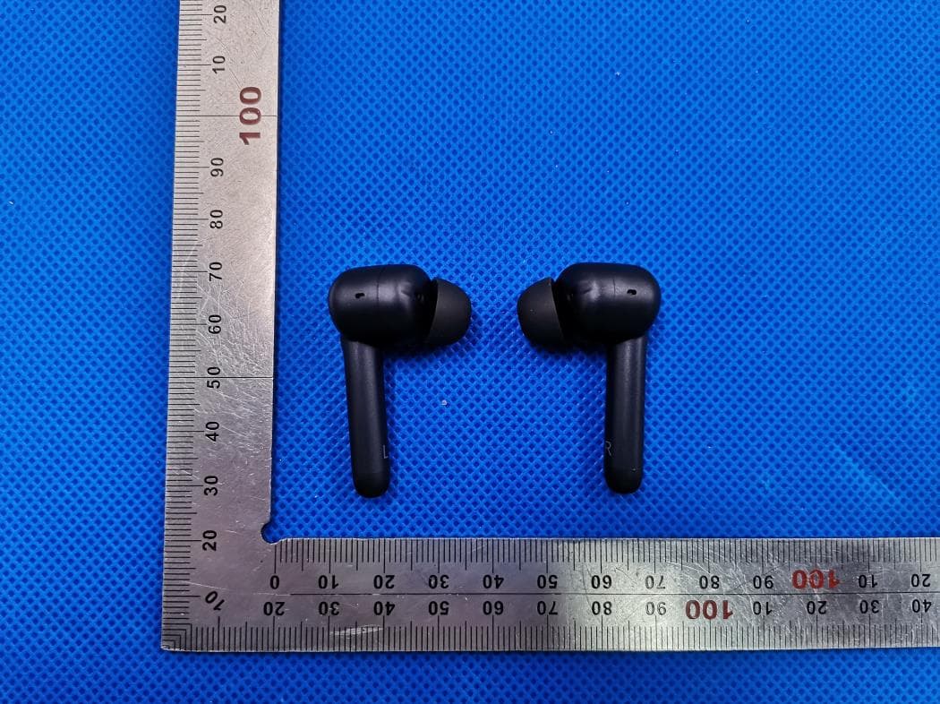 TWS Bluetooth Headset - FCC ID 2AIXNEARPEACE - GUANGZHOU U&I TECHNOLOGY COMPANY LIMITED