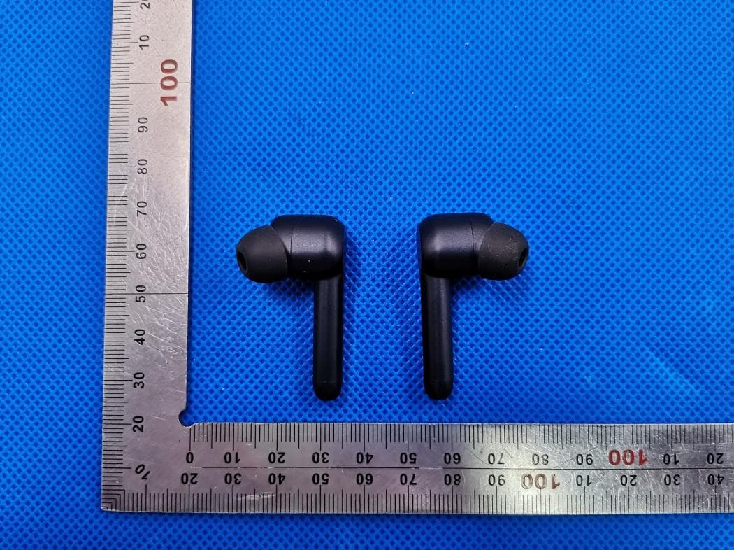 TWS Bluetooth Headset - FCC ID 2AIXNEARPEACE - GUANGZHOU U&I TECHNOLOGY COMPANY LIMITED (2)