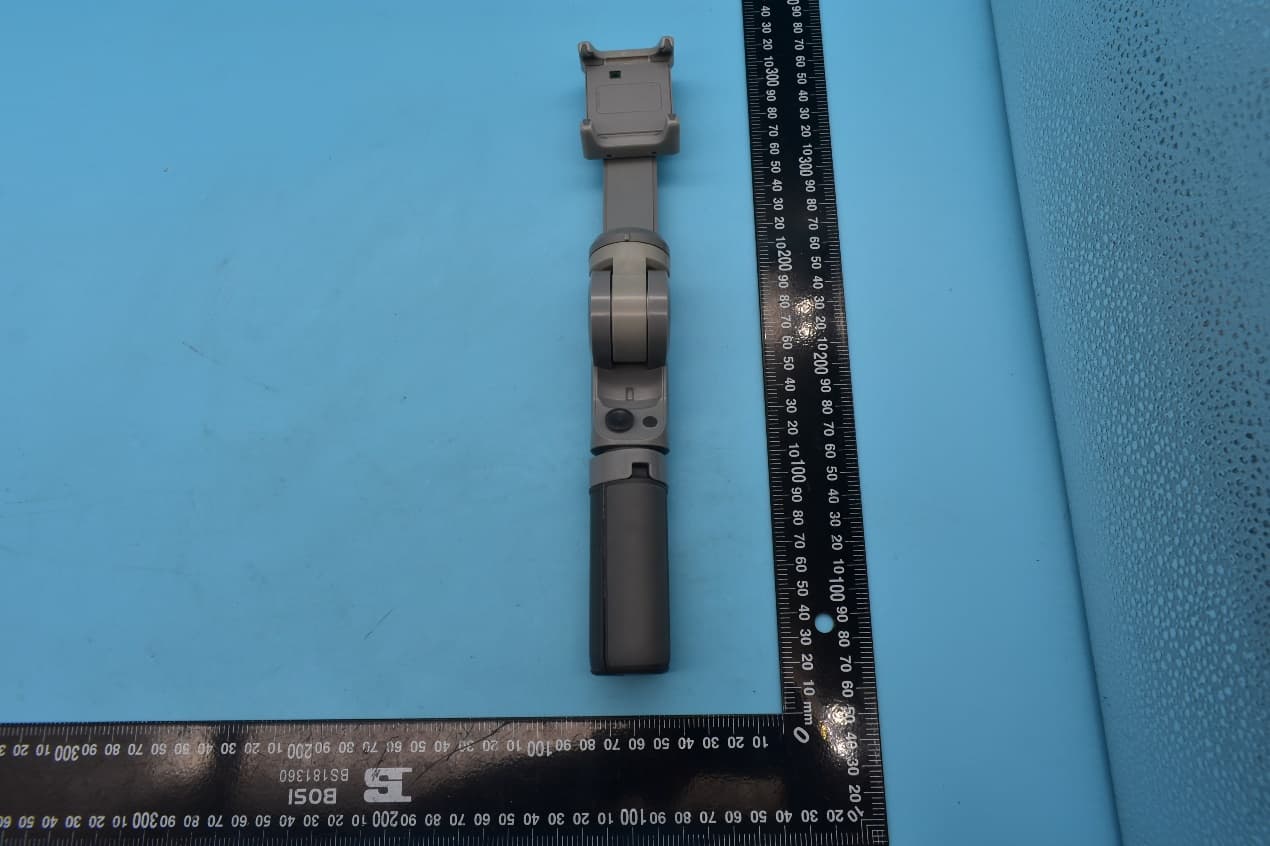 Atom2 Smartphone 3-axis Stabilizer with Bluetooth - FCC ID 2AIXRATOM2 - Shenzhen Snoppa Technology Co., LTD (3)