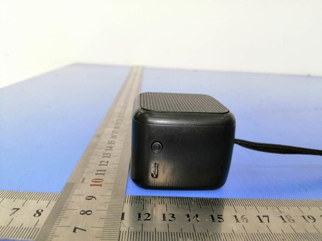 Bluetooth Speaker - FCC ID 2AIY2-CHYRP - Fortyfour group LLC (5)