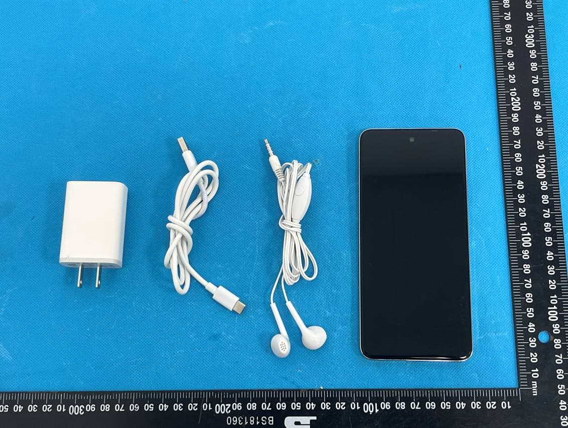 Mobile Phone - FCC ID 2AIZN-X6528 - INFINIX MOBILITY LIMITED (4)