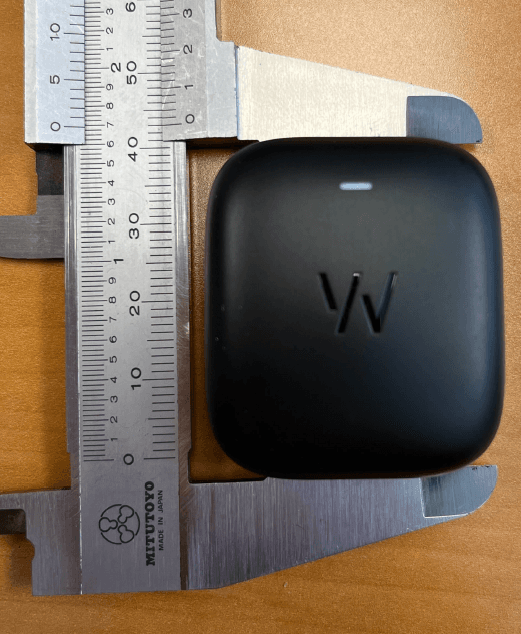 Portable Battery Charger - FCC ID 2AJ2X-WP40 - Whoop Inc.