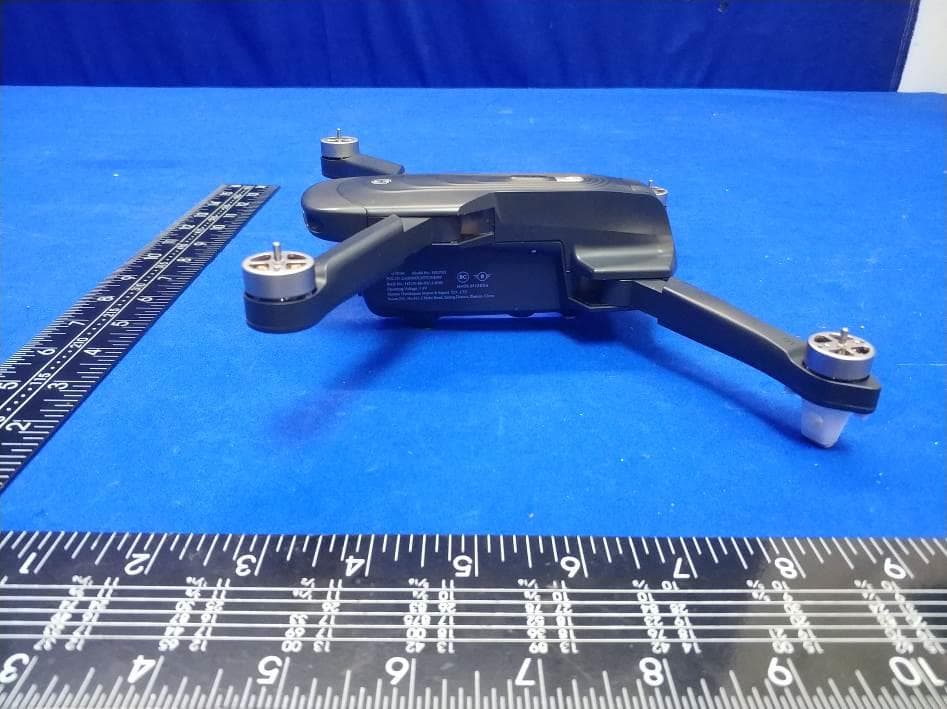 quadcopter - FCC ID 2AJ55HOLYSTONE5W - Xiamen Huoshiquan Import & Export CO., LTD (4)