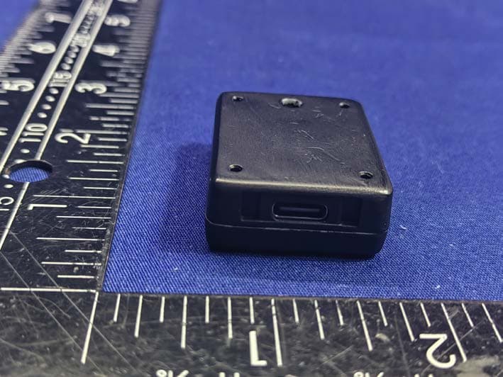 Remote ID Broadcast Module - FCC ID 2AJ55HOLYSTONEBM - Xiamen Huoshiquan Import & Export CO., LTD (3)