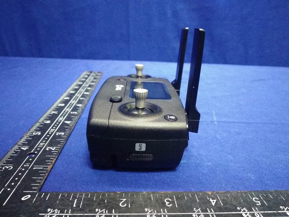 quadcopter - FCC ID 2AJ55HOLYSTONEIS - Xiamen Huoshiquan Import & Export CO., LTD (2)