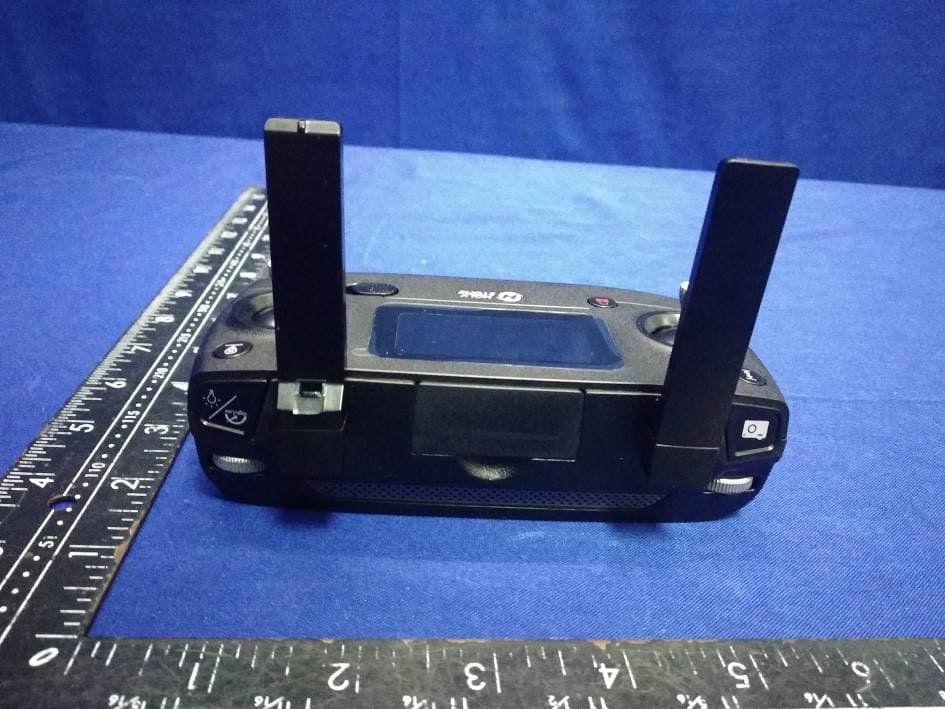 quadcopter - FCC ID 2AJ55HOLYSTONEIS - Xiamen Huoshiquan Import & Export CO., LTD (4)