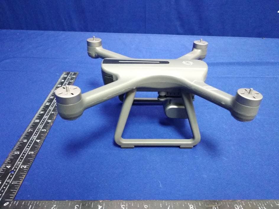 quadcopter - FCC ID 2AJ55HOLYSTONESE - Xiamen Huoshiquan Import & Export CO., LTD (4)
