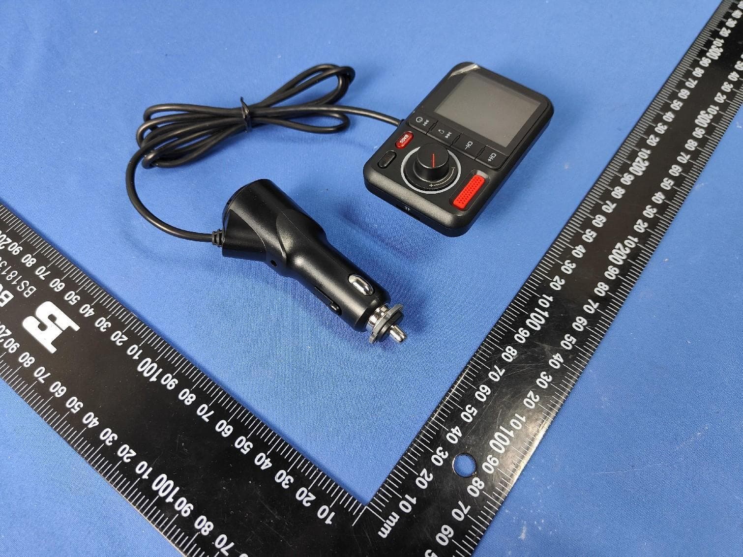 Car Bluetooth FM transmitter - FCC ID 2AJ5B-BT98 - SAGE HUMAN ELECTRONICS INTERNATIONAL CO.,LTD. (3)