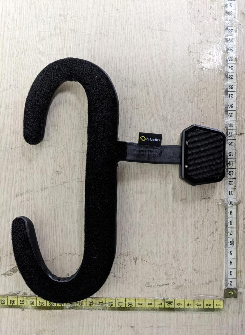TactVisor - FCC ID 2AJ6BBHTH04D100 - bHaptics Inc.