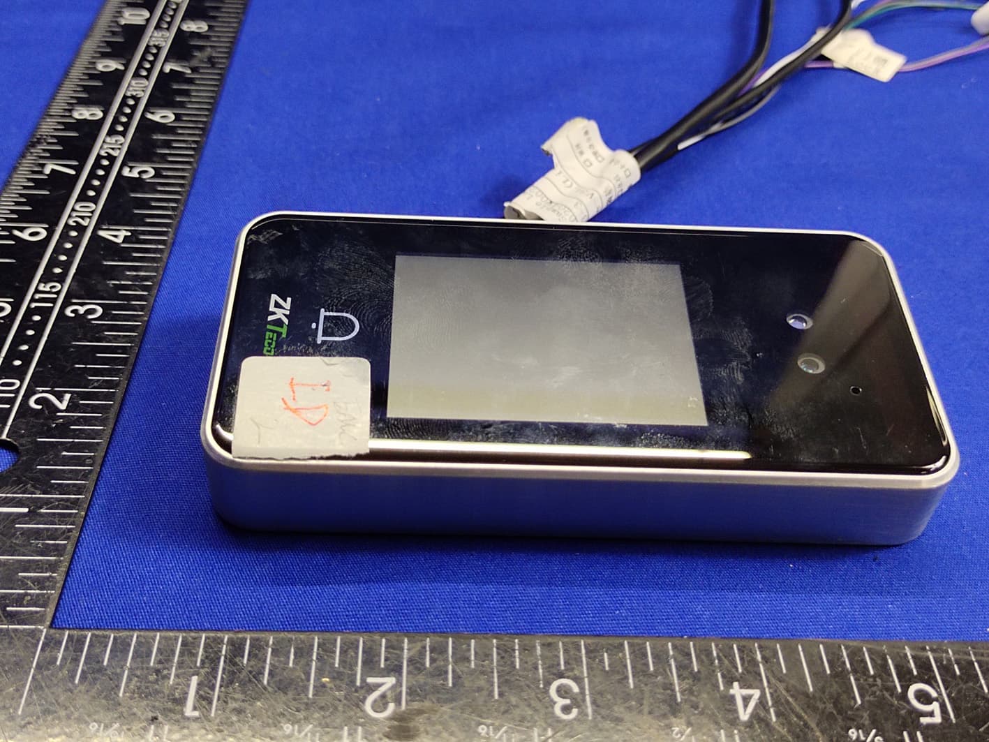 Smart Access Control Terminal - FCC ID 2AJ9T-20807 - ZKTECO CO., LTD. (2)