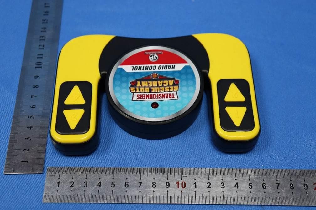 Remote control car series - FCC ID 2AJDV-86030 - XIONG FA HANG Toy Craft Factory (5)