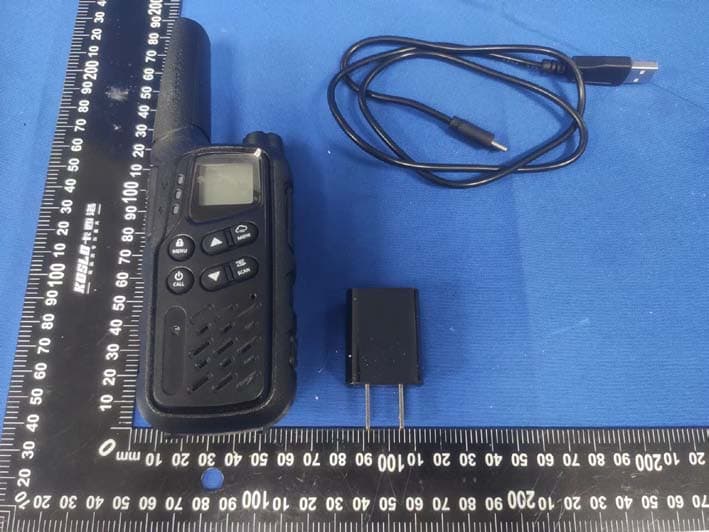 FRS Two Way Radio - FCC ID 2AJGM-MP25 - PO FUNG ELECTRONIC (HK) INTERNATONAL GROUP COMPANY LIMITED (2)