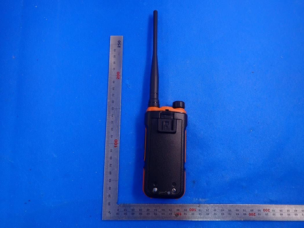 GMRS Two-way radio - FCC ID 2AJGM-P11UV - PO FUNG ELECTRONIC (HK) INTERNATONAL GROUP COMPANY LIMITED (3)