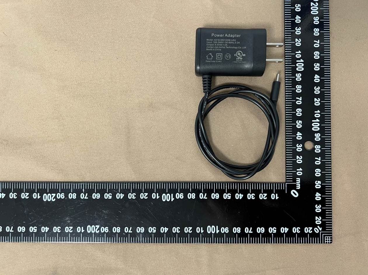 FRS Two Way Radio - FCC ID 2AJGM-T26 - PO FUNG ELECTRONIC (HK) INTERNATONAL GROUP COMPANY LIMITED