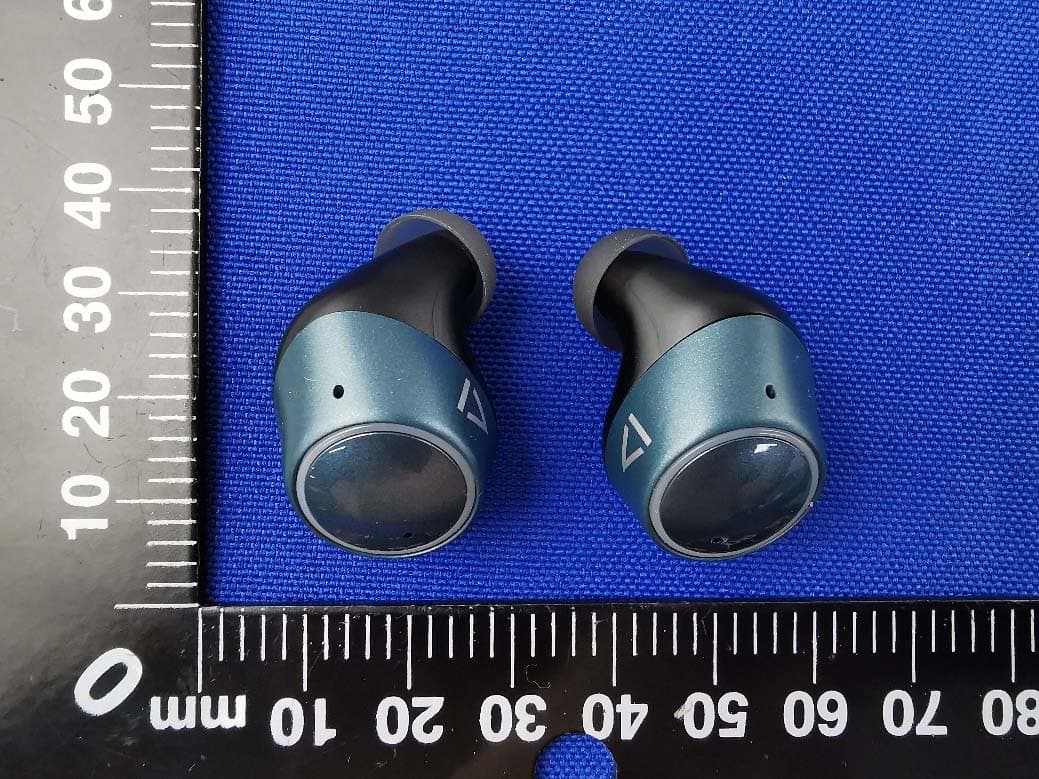 CREATIVE OUTLIER GOLD V2, CREATIVE OUTLIER AIR V2 - FCC ID 2AJIV-EF0910LR - Creative Labs Pte. Ltd. (2)