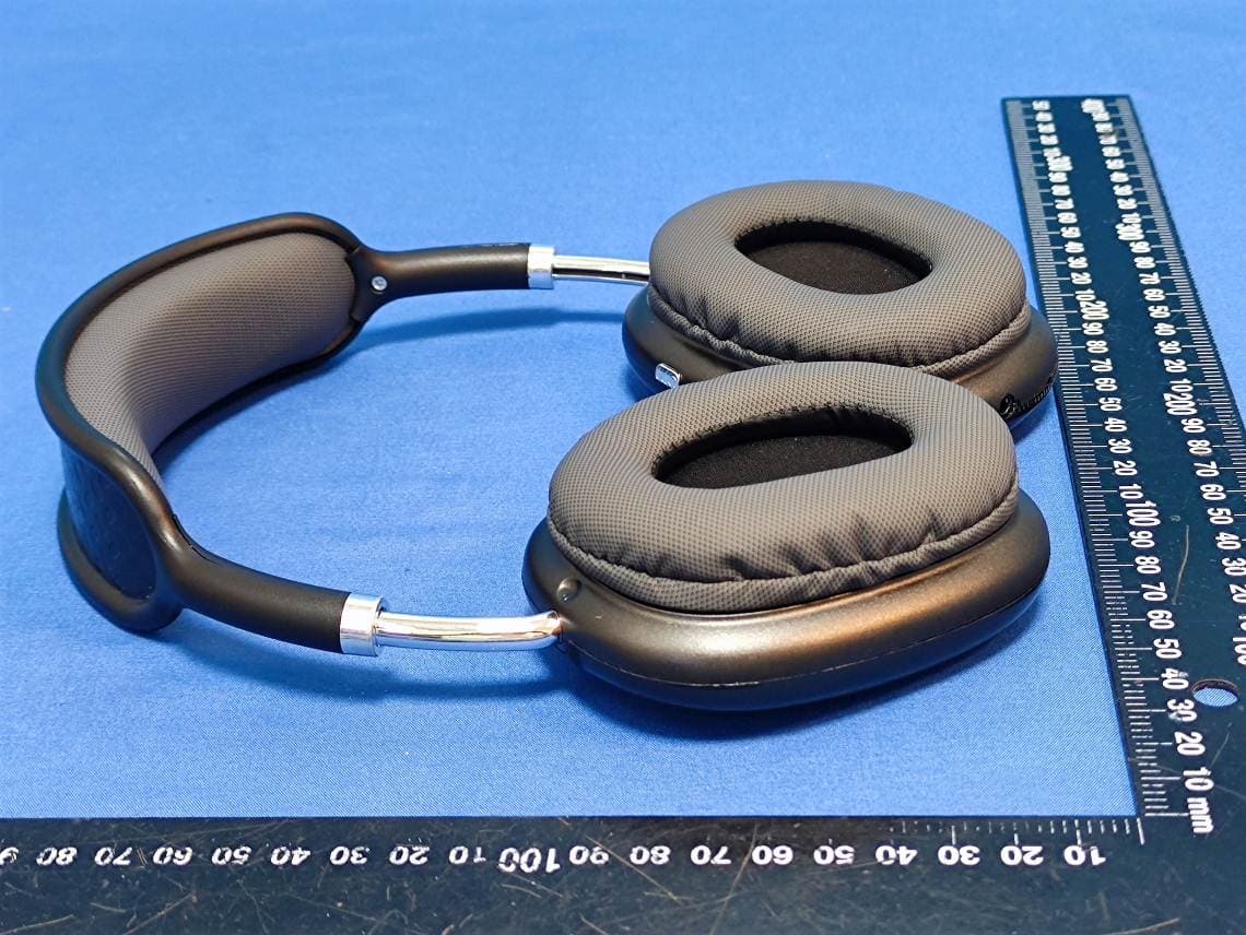 Wireless Headphones - FCC ID 2AJMW-BTHP4X - Edco Electronics Inc.
