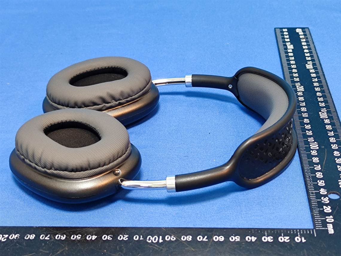 Wireless Headphones - FCC ID 2AJMW-BTHP4X - Edco Electronics Inc. (2)