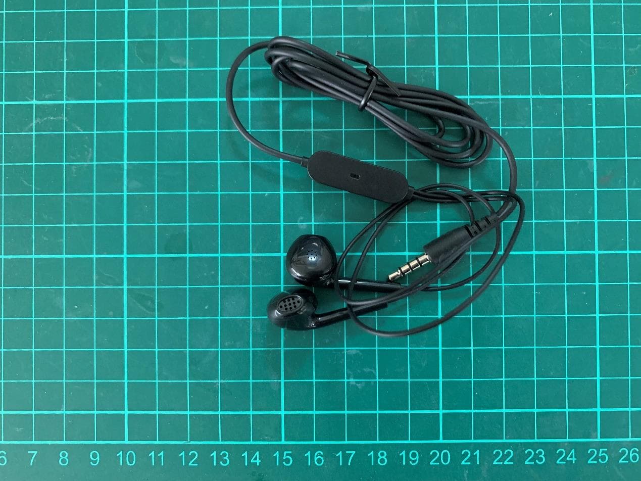 Smartphone - FCC ID 2AJOTTA-1573 - HMD global Oy