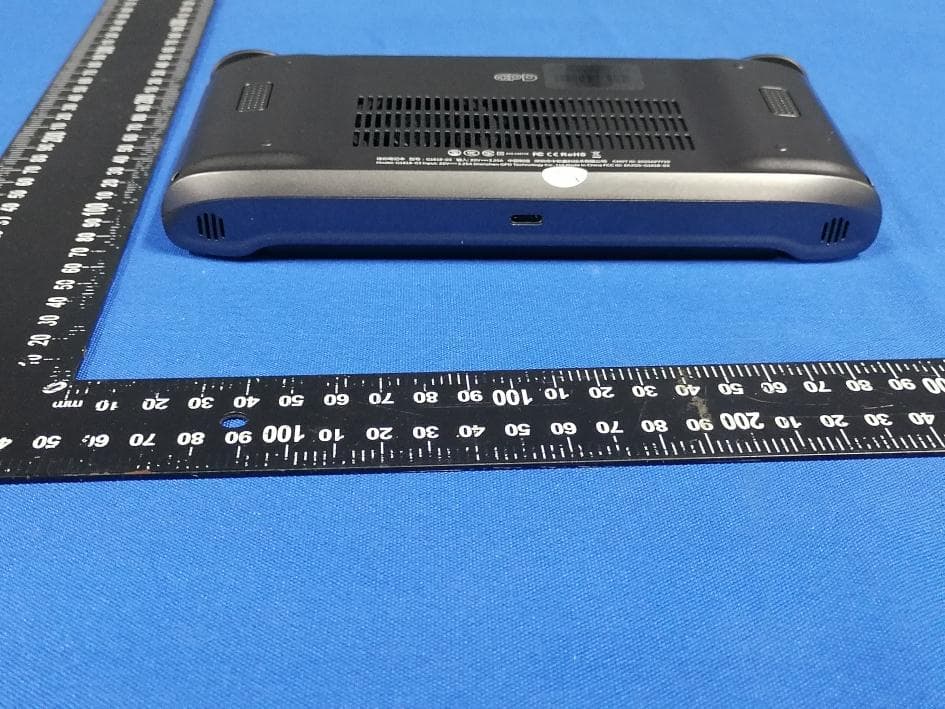 Mini Computer - FCC ID 2AJQ5-G1618-03 - Shenzhen GPD Technology Co., Ltd. (3)