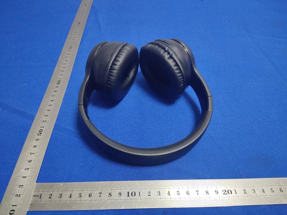 KLAZZO WIRELESS HEADPHONES - FCC ID 2AJQ7KLAZZO - QUEST USA CORP
