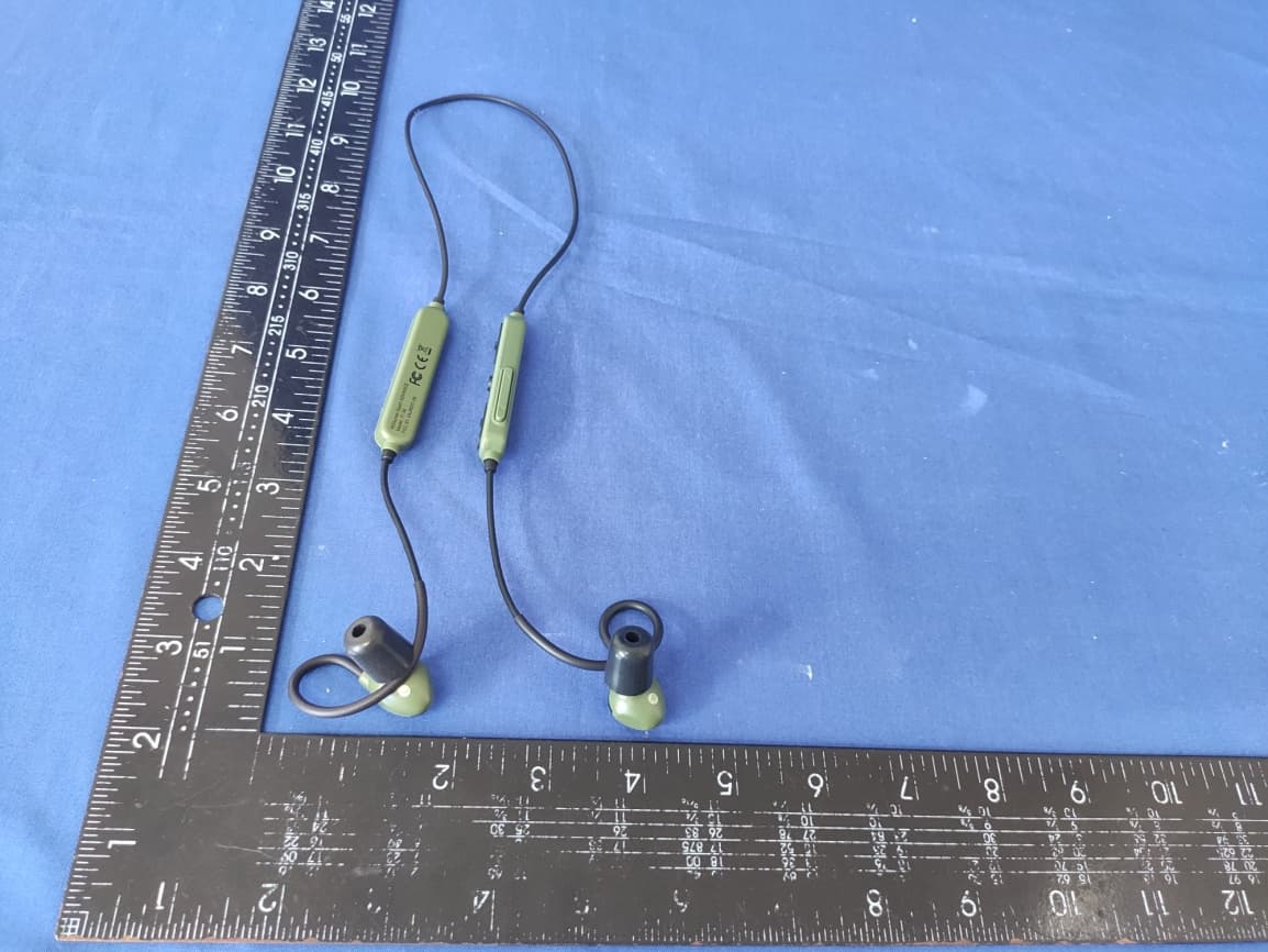Wireless Sports Earbuds - FCC ID 2AJRDIT-36 - Haven Technologies, Inc (3)