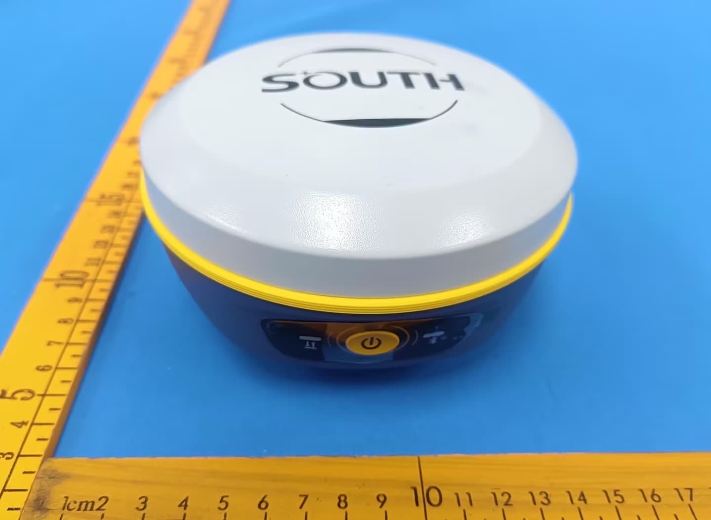GNSS RECEIVER - FCC ID 2AJTU-INSIGHTV2 - South Surveying & Mapping Technology Co., Ltd. (5)