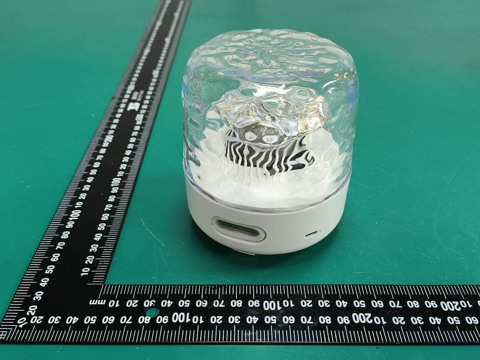 Wavy Speaker - FCC ID 2AJUM-WAVSPK - Aduro Products ,LLC (3)