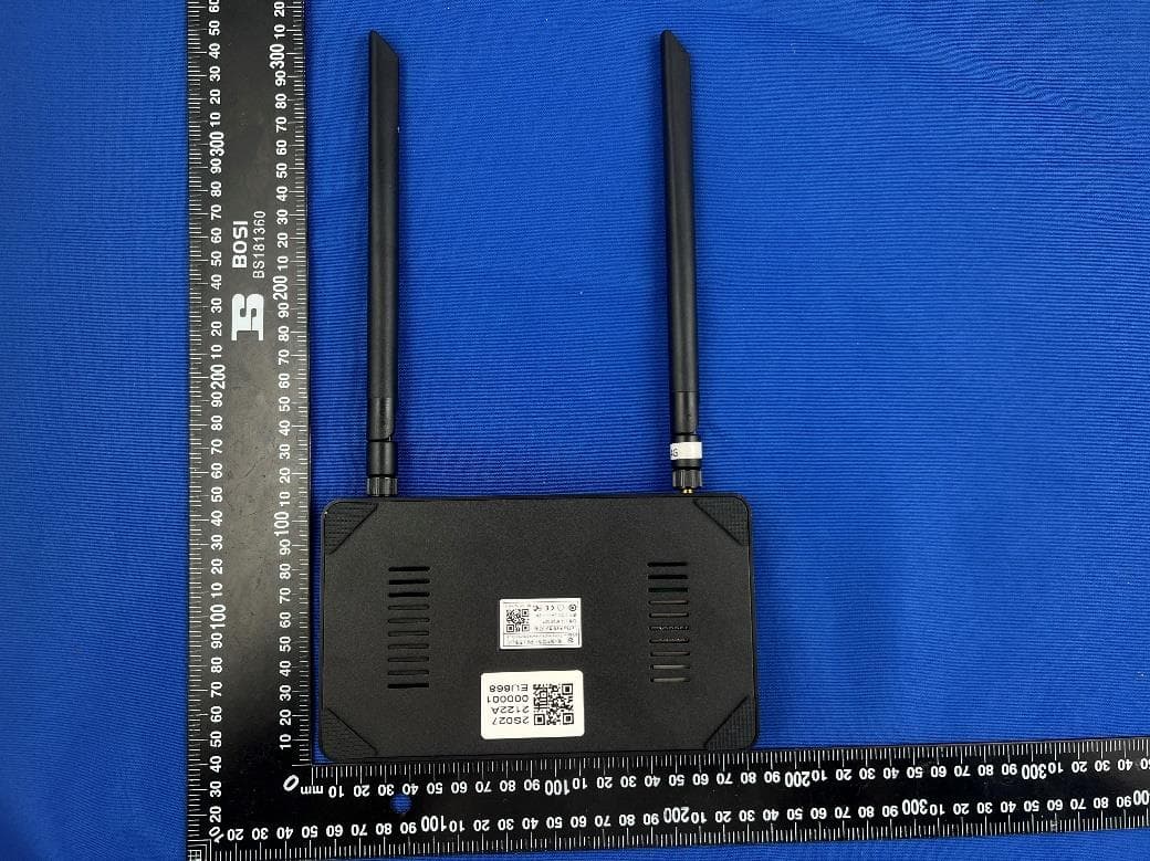 loT gateway base on LoRaWAN - FCC ID 2AJUZ-RHF2S027 - RuiXingHengFang Network(Shenzhen) Co., Ltd. (3)