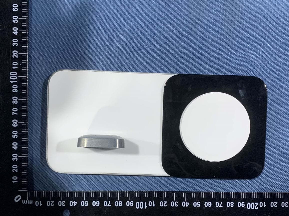 Base One Max with MagSafe - FCC ID 2AJYRNM01172185 - Nomad Goods, Inc. (4)
