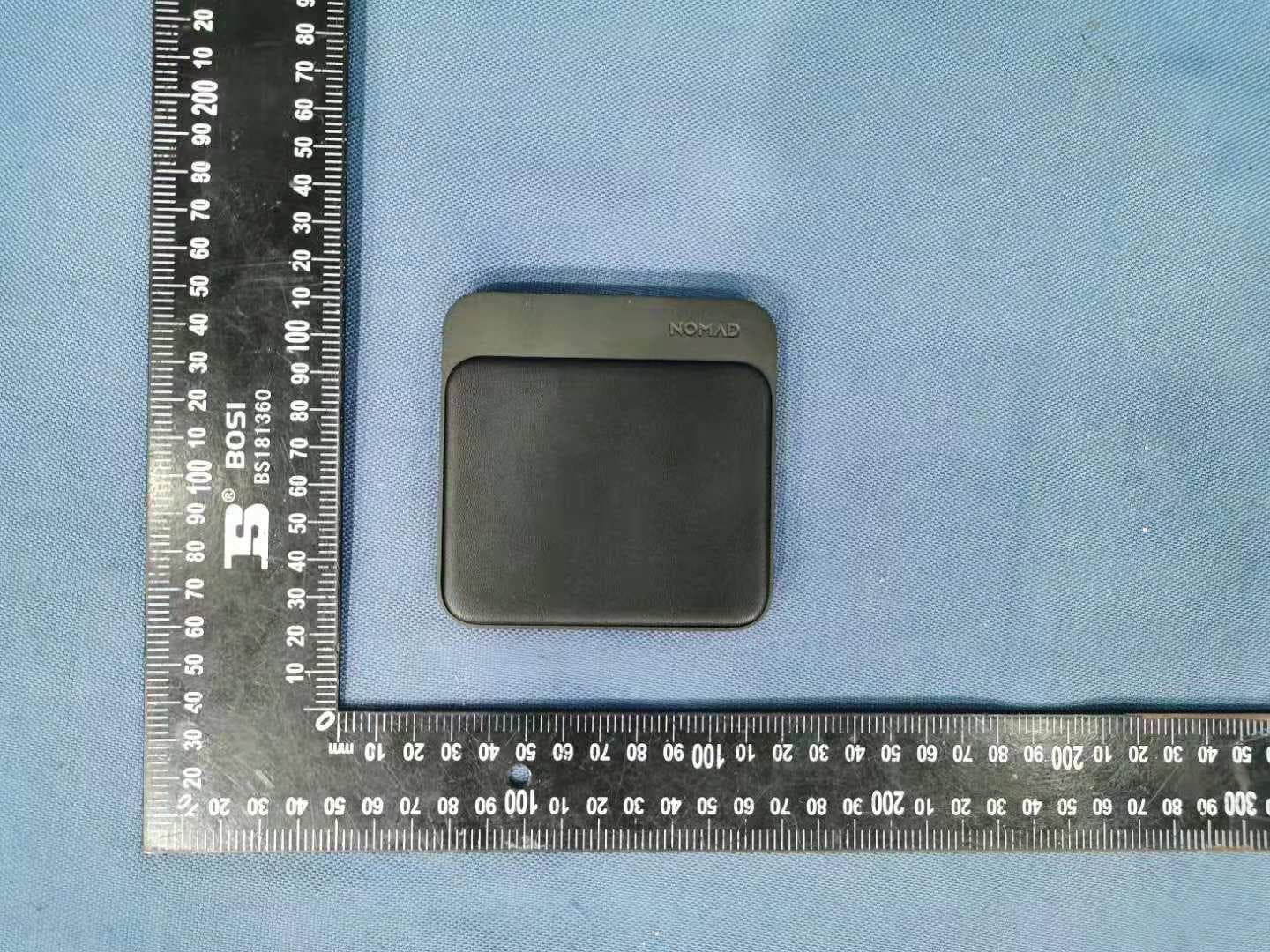 Base Station Compact - FCC ID 2AJYRNM01838685 - Nomad Goods, Inc. (2)