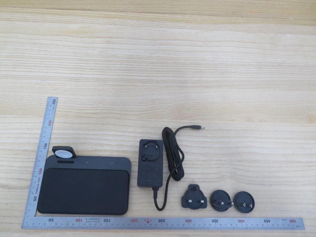 Base Station Watch Hub Edition - FCC ID 2AJYRNM3A045A00 - Nomad Goods, Inc. (5)