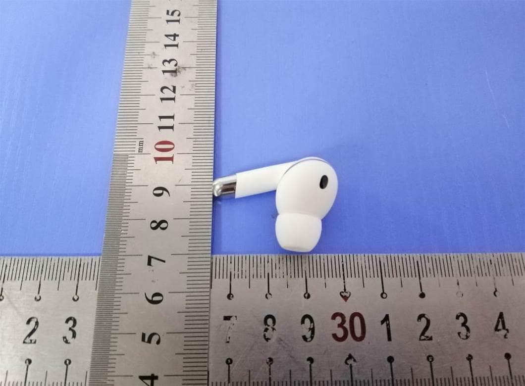 Ture wireless earbuds ANC - FCC ID 2AJYS-A1A - Happy Plugs AB (3)