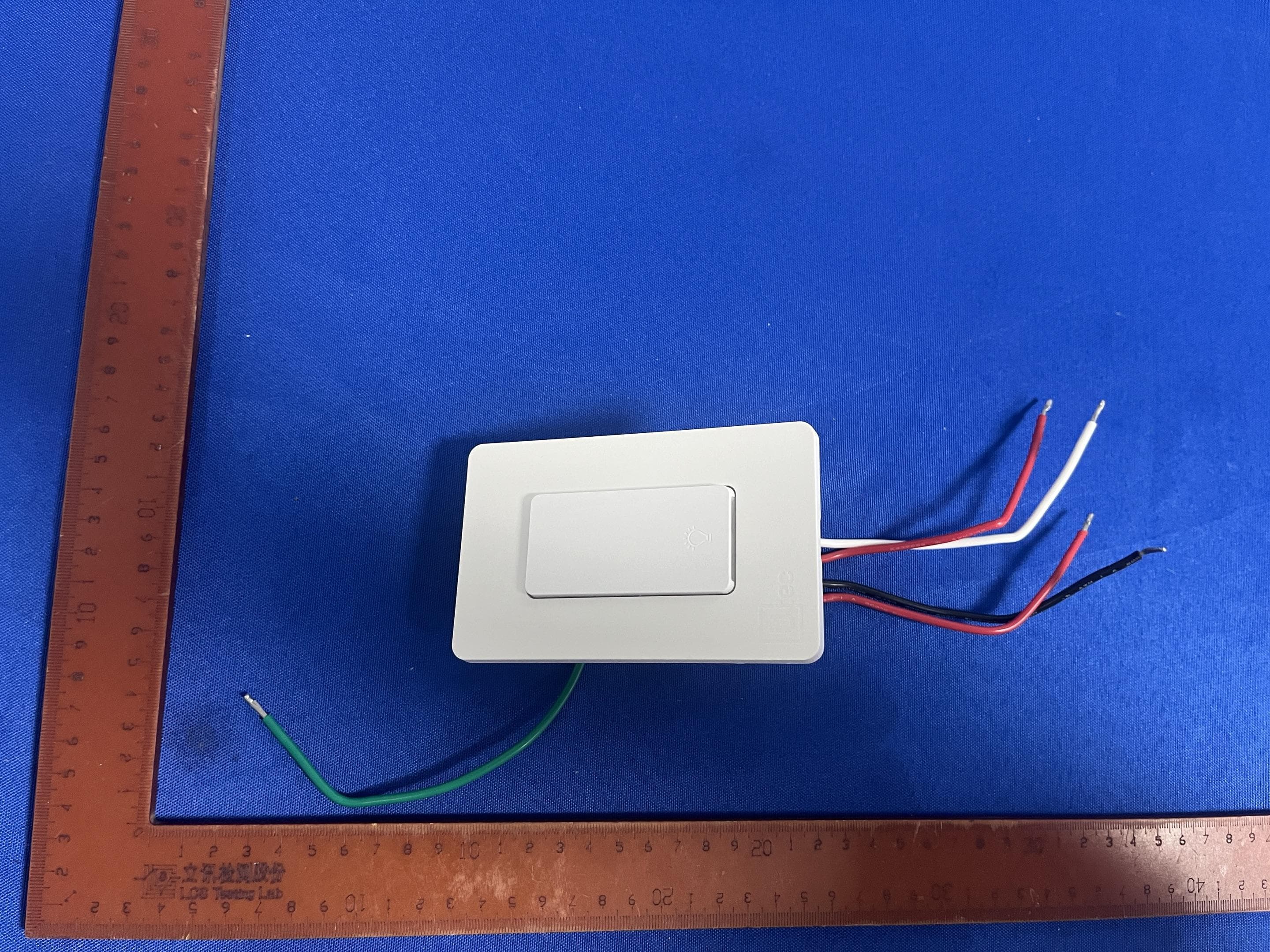 Smart Switch - FCC ID 2AJZ2-US03 - U-tec Group Inc.