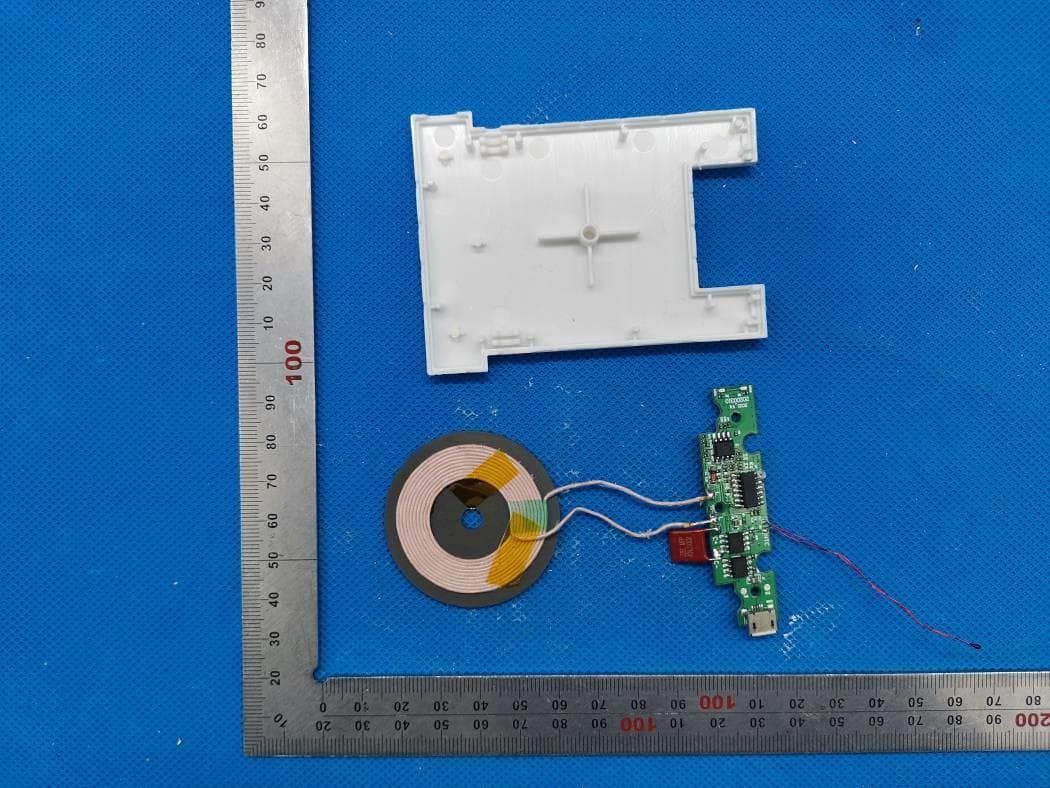 Promo Wireless Charger with Phone Stand - FCC ID 2AJZYSA307 - Ningbo Gecen Promotion & Gift Co., Ltd (3)