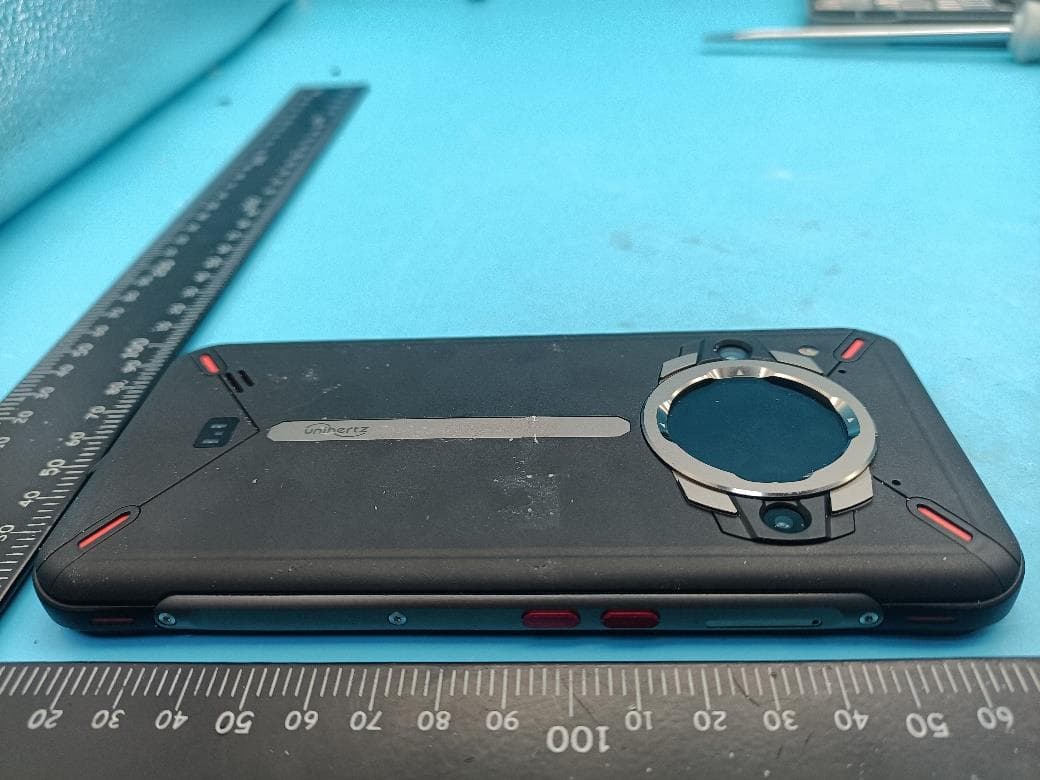 Smart phone - FCC ID 2AK6CTICKTOCK-S - Shanghai Unihertz E-Commerce Co., Ltd