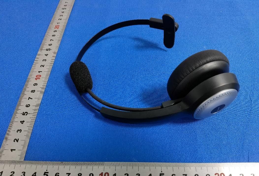 Bluetooth headset - FCC ID 2AK8Q-TKHS003 - Shenzhen Unichain Technology Co., Ltd (2)
