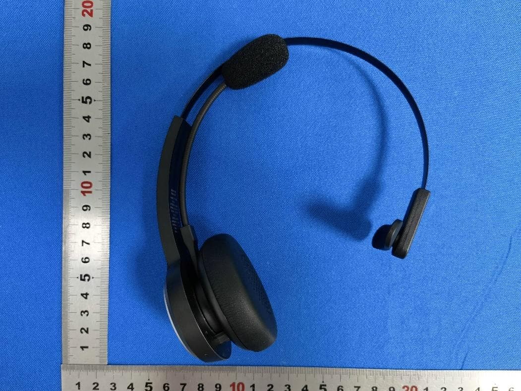 Bluetooth headset - FCC ID 2AK8Q-TKHS003 - Shenzhen Unichain Technology Co., Ltd (5)