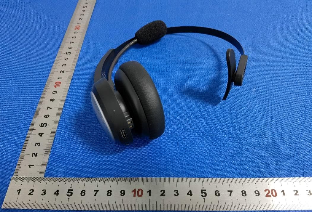 Bluetooth headset - FCC ID 2AK8Q-TKHS003 - Shenzhen Unichain Technology Co., Ltd (4)