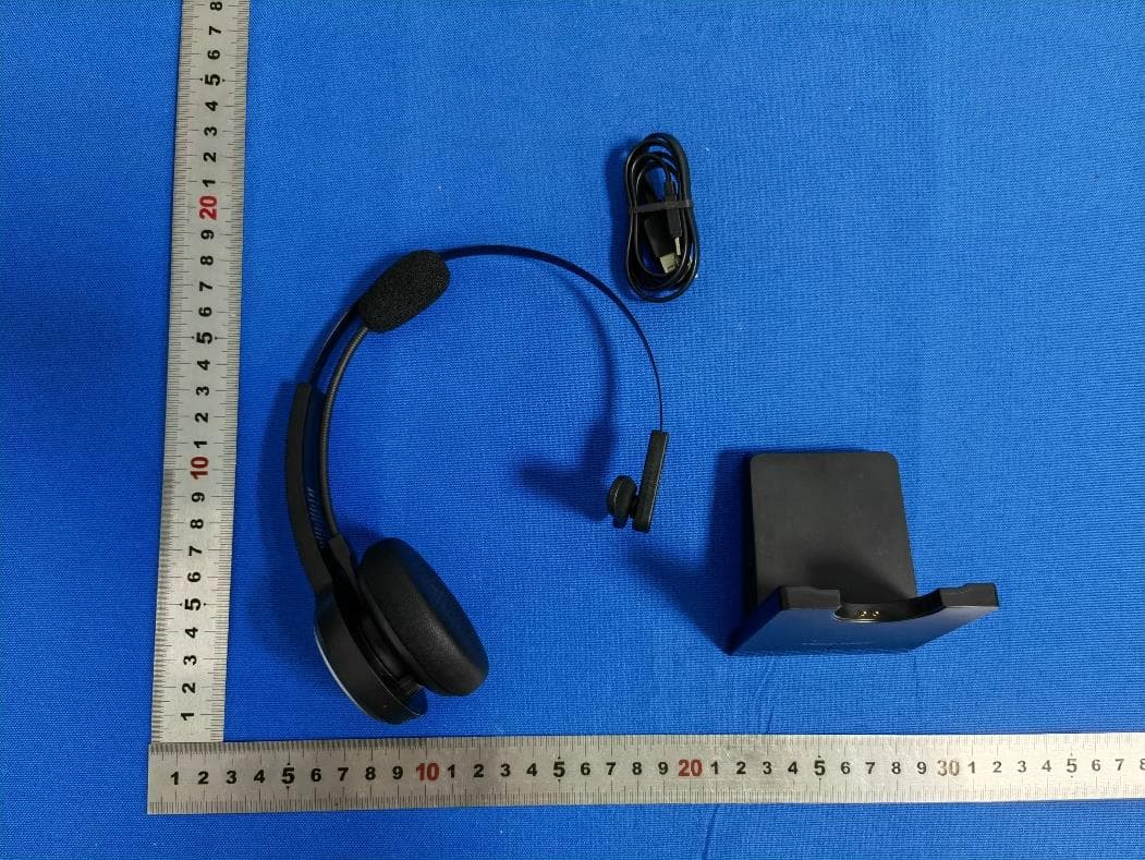 Bluetooth headset - FCC ID 2AK8Q-TKHS003 - Shenzhen Unichain Technology Co., Ltd (3)