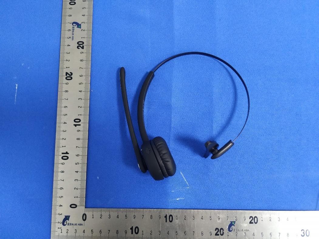 BLUETOOTH HEADSETS - FCC ID 2AK8Q-TKHS004 - Shenzhen Unichain Technology Co., Ltd (2)