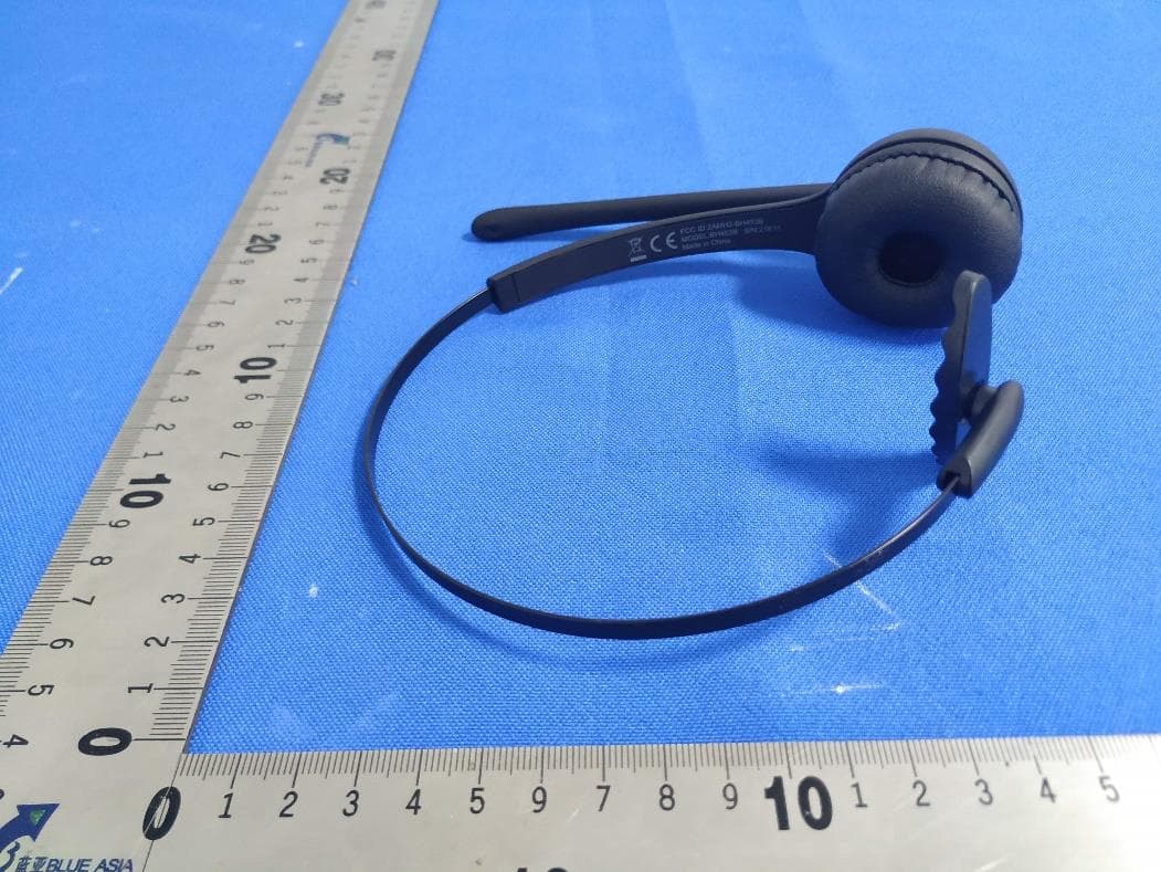 BLUETOOTH HEADSETS - FCC ID 2AK8Q-TKHS004 - Shenzhen Unichain Technology Co., Ltd (4)