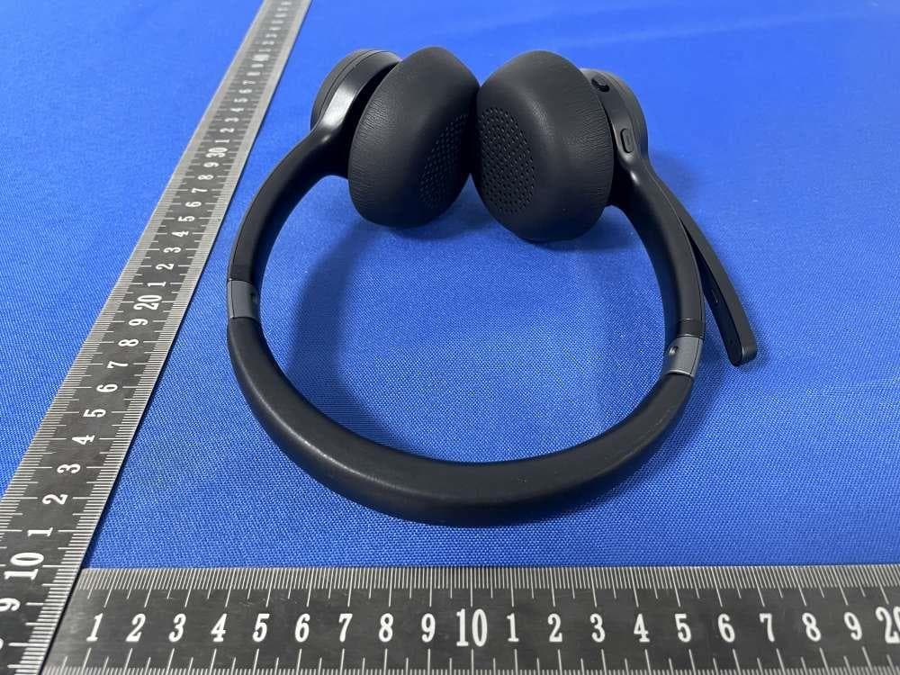 Wireless Headset - FCC ID 2AK8Q-TKHS012 - Shenzhen Unichain Technology Co., Ltd (3)