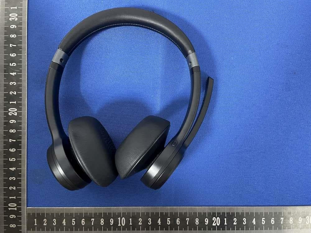 Wireless Headset - FCC ID 2AK8Q-TKHS012 - Shenzhen Unichain Technology Co., Ltd (2)