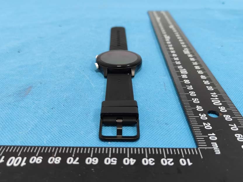 SMART WATCH - FCC ID 2AK9F-38110 - Titan Company Limited (2)