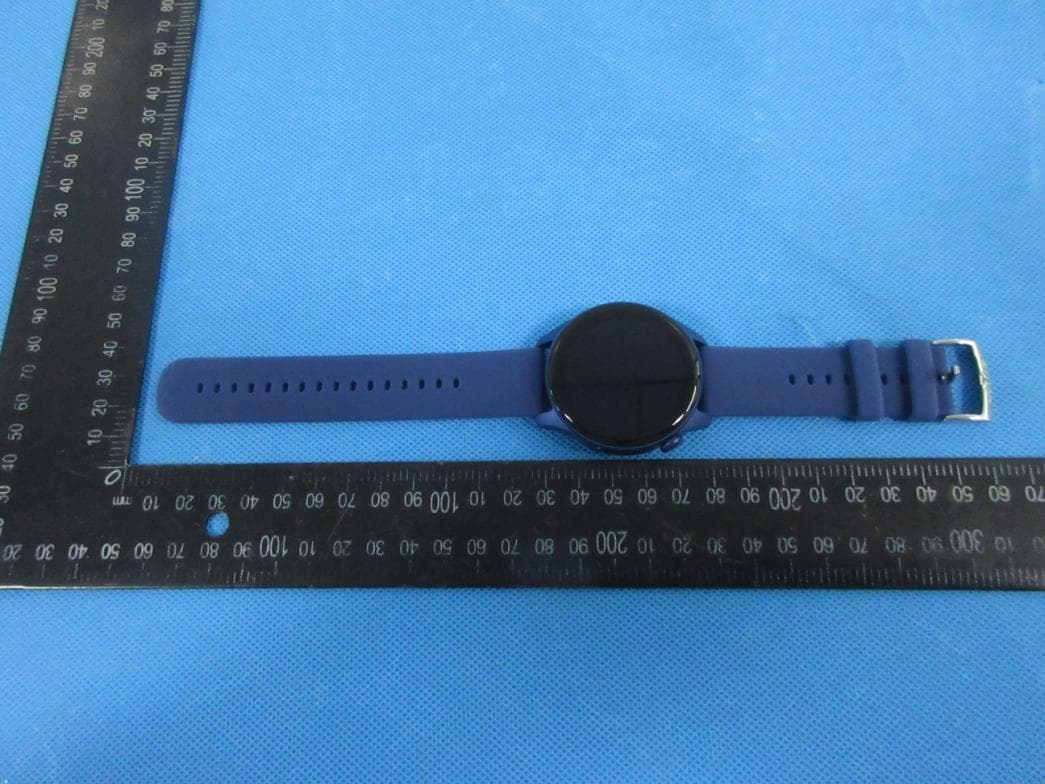 Bluetooth smartwatch - FCC ID 2AK9F-90156 - Titan Company Limited (4)