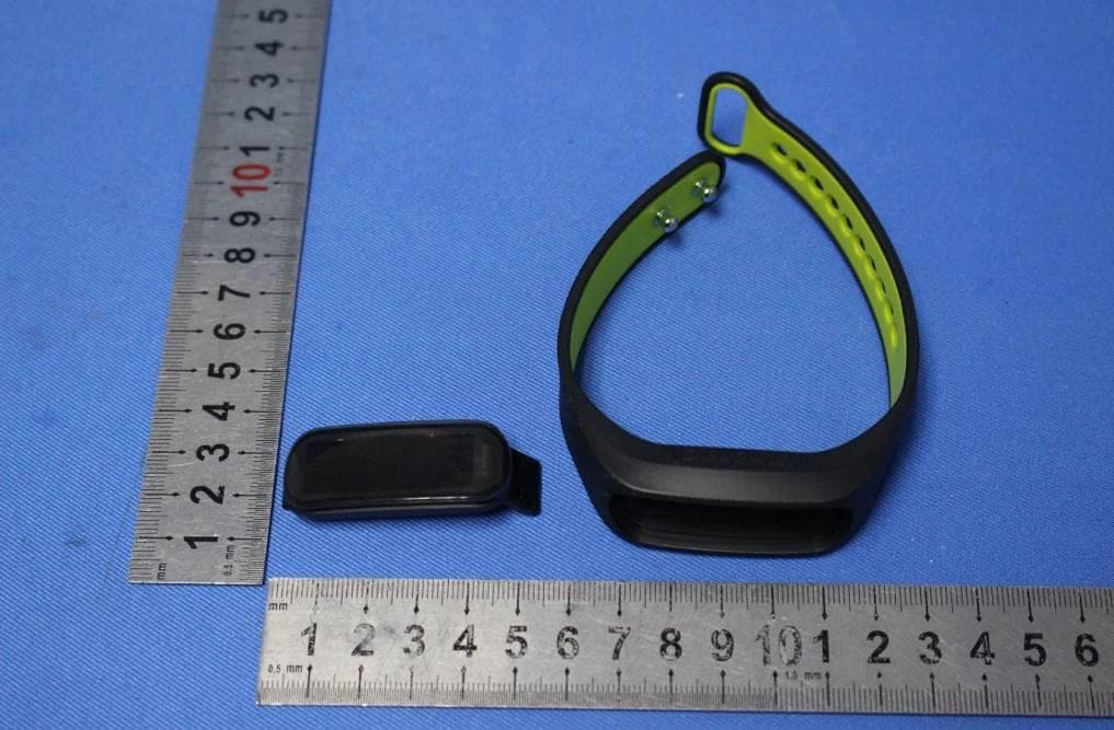 BLUETOOTH ACTIVITY TRACKER - FCC ID 2AK9FSWD90068 - Titan Company Limited (3)