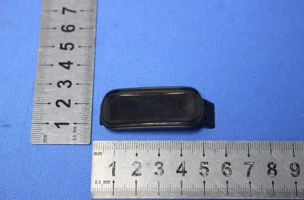 BLUETOOTH ACTIVITY TRACKER - FCC ID 2AK9FSWD90068 - Titan Company Limited (2)