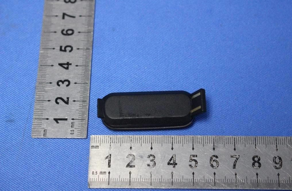 BLUETOOTH ACTIVITY TRACKER - FCC ID 2AK9FSWD90068 - Titan Company Limited